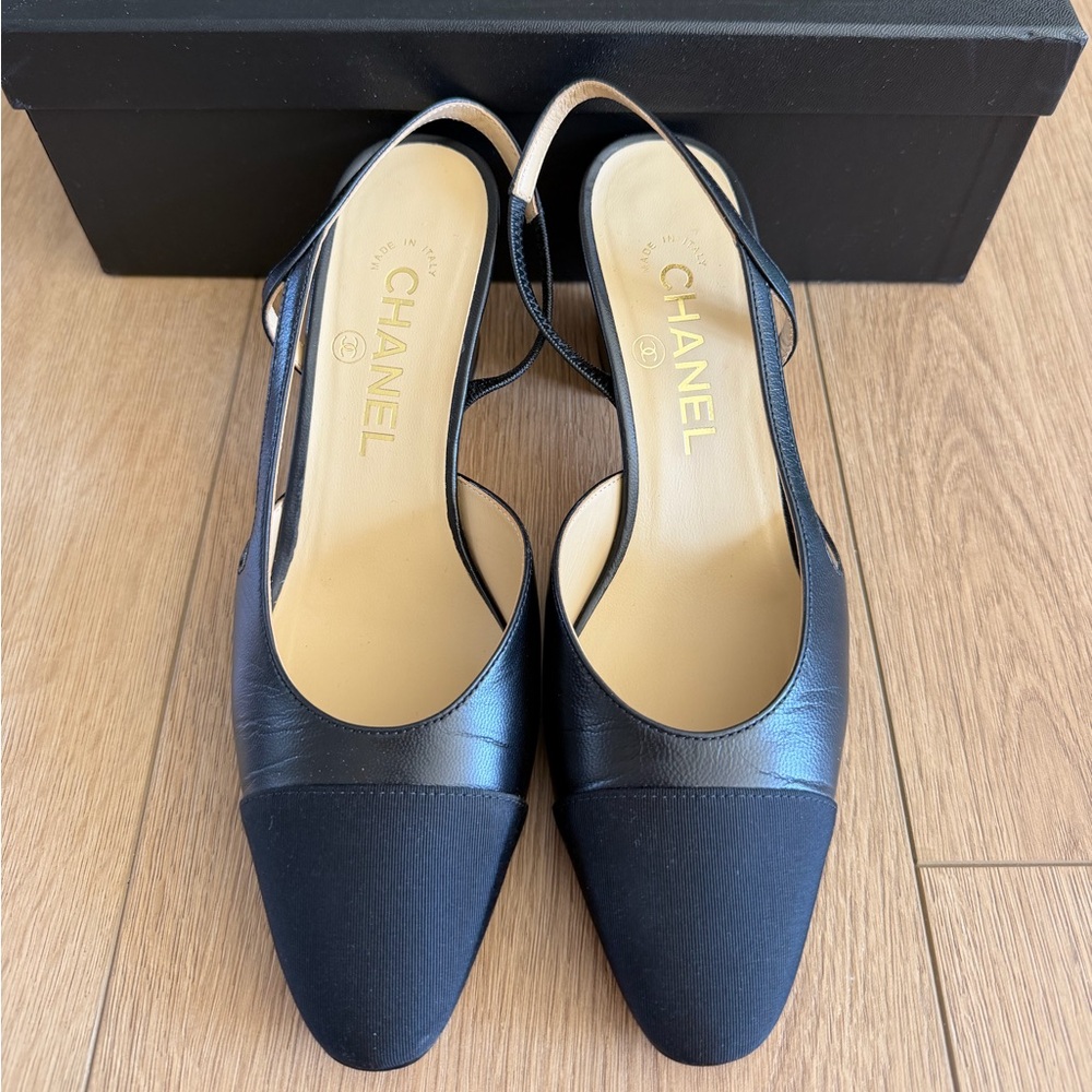 CHANEL Black Leather & Fabric Slingback Heels